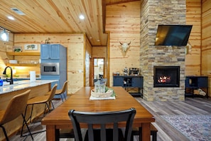 House (3 Bedrooms) | Interior - Families w/ Dogs Welcome! Cabin 5 Mi to Hochatown (Broken Bow)