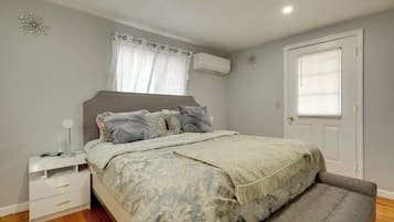 Apartment (1 Bedroom) | Interior