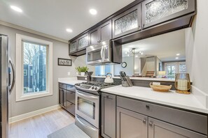 Apartment (3 Bedrooms) | Interior - 2 Mi to Matches at Lumen Field! Seattle Townhome (Seattle)