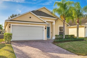 House (4 Bedrooms) | Interior - 15 Mi to Disney World: Family-friendly Getaway! (Davenport)