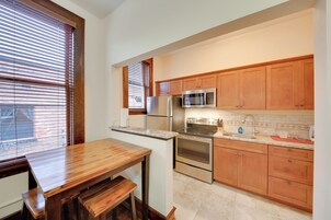 Apartment (0 Bedroom) | Interior