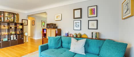 House (3 Bedrooms) | Front of property