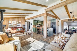 House (4 Bedrooms) | Interior - Views for Miles! High-desert Retreat in Luna (Luna)