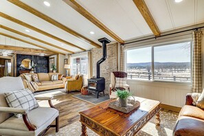 Nhà (4 Bedrooms) | Mặt tiền nơi lưu trú