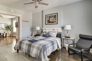 Apartment (1 Bedroom) | Interior - Walk to Carondelet Park: Quiet Couple's Getaway (St. Louis)