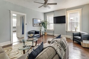 Apartment (1 Bedroom) | Interior - Walk to Carondelet Park: Quiet Couple's Getaway (St. Louis)