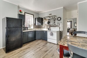 Apartment (1 Bedroom) | Interior