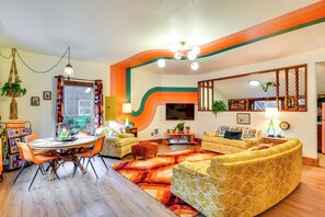 House (2 Bedrooms) | Interior - Retro Retreat in Rhododendron! Unique Mt Hood Base (Rhododendron)