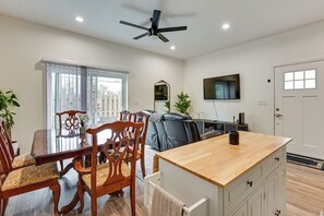 Interior - 4 Mi to Outlets! Townhome Near Tampa North Airport (Lutz)