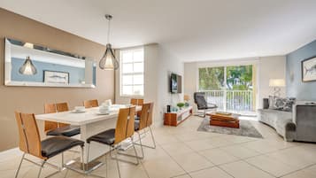 Apartamento (2 Bedrooms) | Parte interna