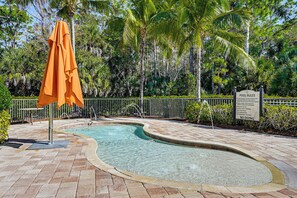Interior - 8 Mi to Dtwn Naples: Condo w/ Resort Amenities! (Naples)