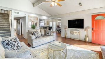 Căn hộ (3 Bedrooms) | Nội thất