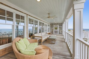 Property grounds - *It’ll Dieu* is an oceanfront retreat in DeBordieu Colony (Georgetown)