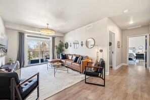 Smart-TV, Videospiele, DVD-Player