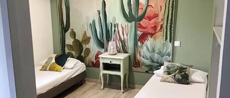 2 habitaciones, tabla de planchar con plancha y wifi gratis