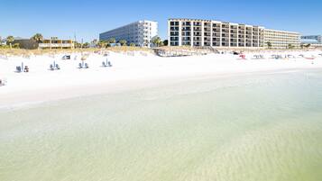 Condo, 3 Bedrooms | Beach | Beach nearby