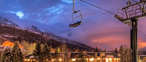 Condo, 2 Bedrooms | Exterior