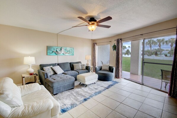 Condo, 1 Bedroom | Living area - 514 El Matador 1 Bedroom Condo (Fort Walton Beach)