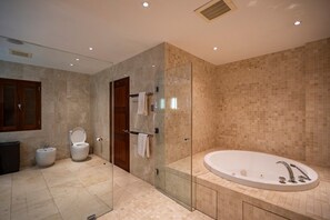 Condo, 3 Bedrooms | Bathroom | Towels - Portico 1 3 Bedroom Condo (Prospect)