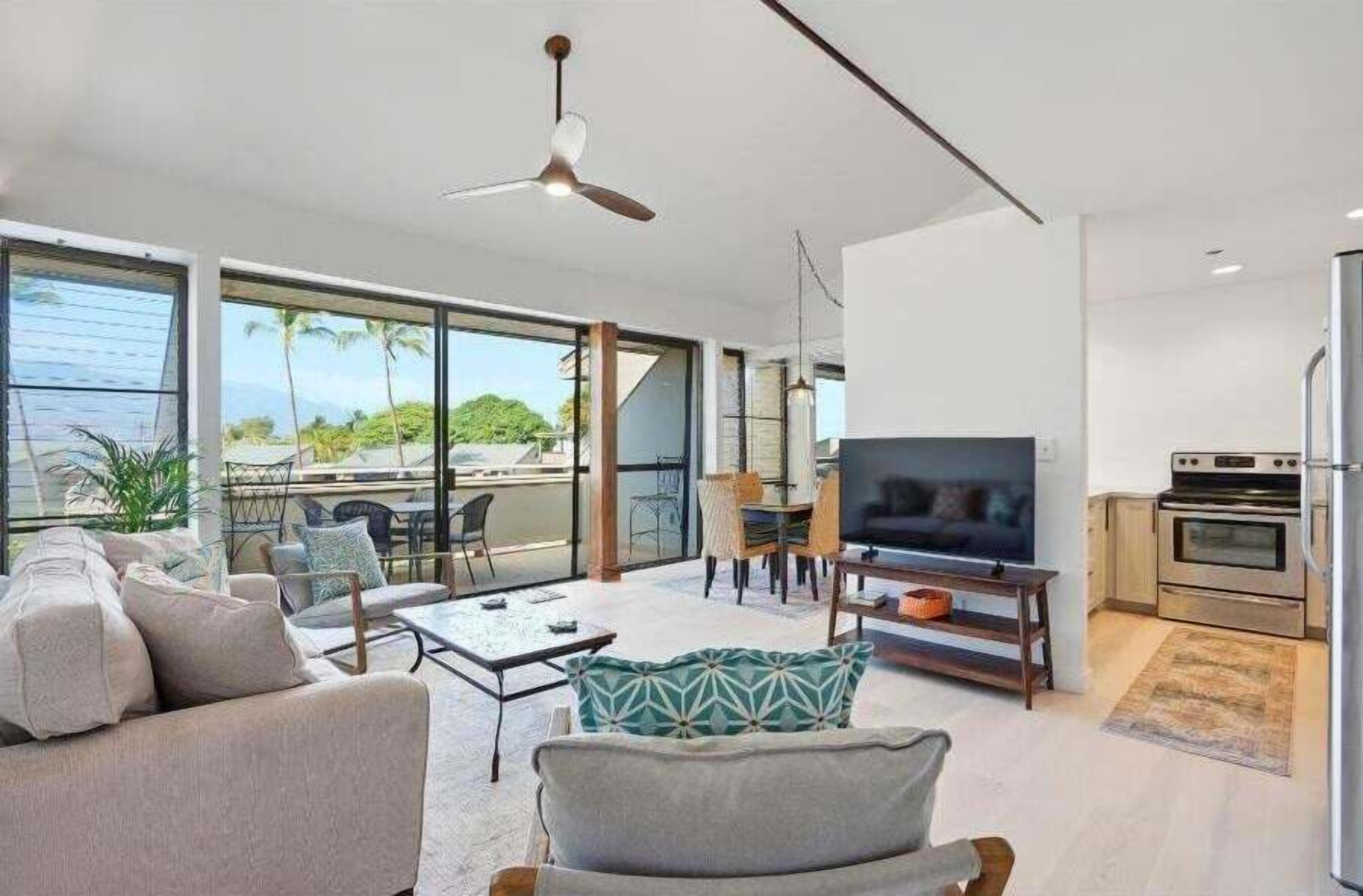 Condo, 2 habitaciones | Área de sala de estar