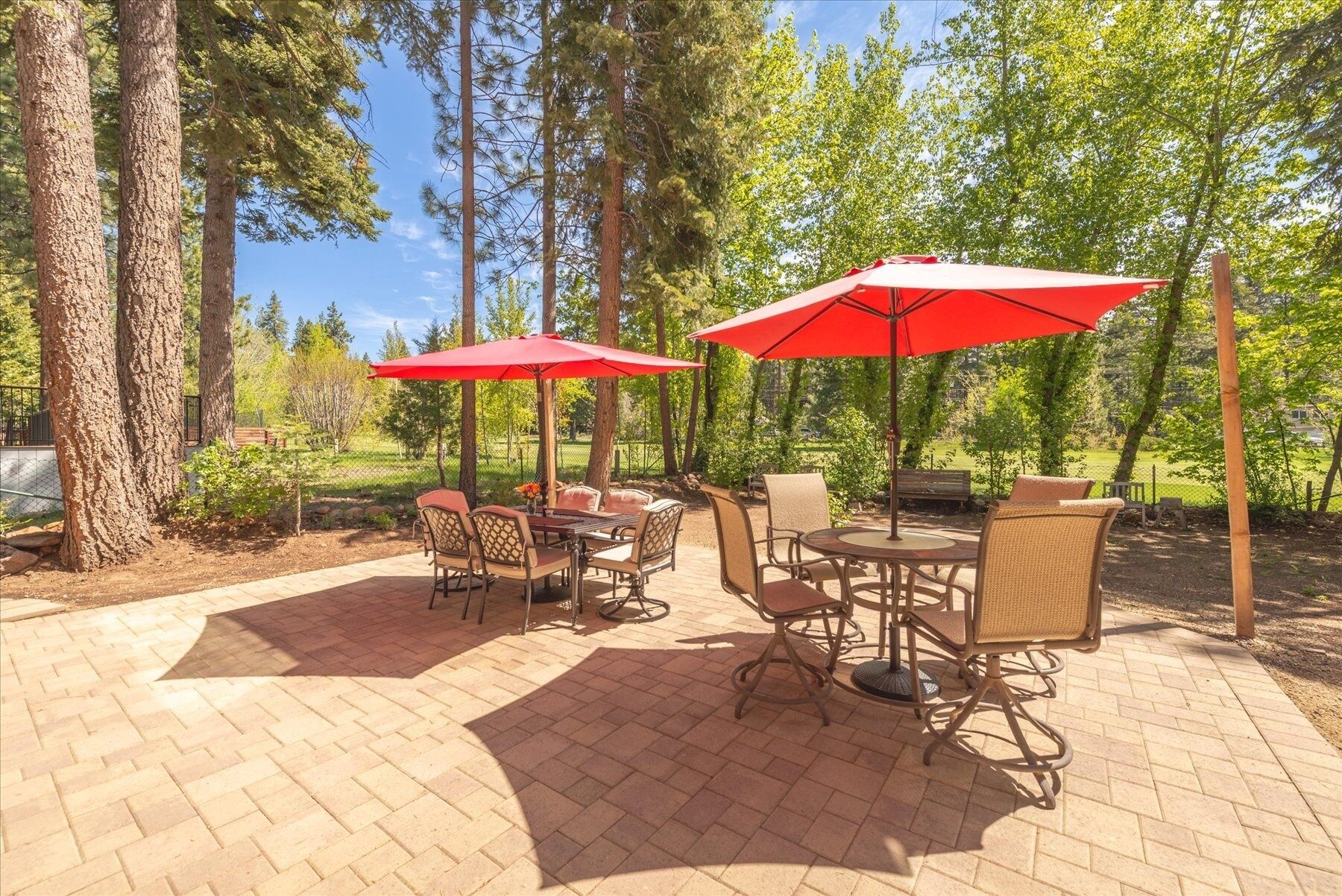 Cabin, 3 Bedrooms | Outdoor dining