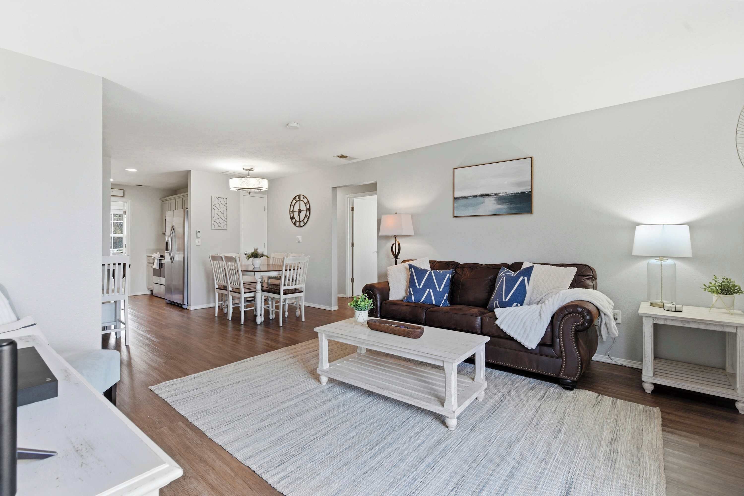 Condo, Multiple Beds, Balcony, Garden View (Ozark Viewpoint Retreat) | Living area