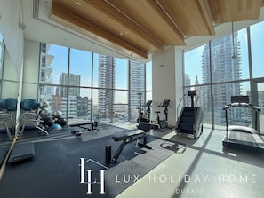 Fitness facility - LUX The Dubai Marina Skyline Suite 2 (Dubai)