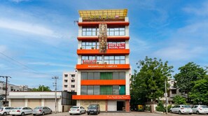 Exterior - Hotel Sun Stay Ahmedabad (Ahmedabad)