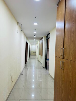 Interior - Hotel Sun Stay Ahmedabad (Ahmedabad)