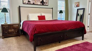 4 Schlafzimmer, Bügeleisen/Bügelbrett, WLAN, Bettwäsche