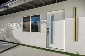 การตกแต่งภายนอก