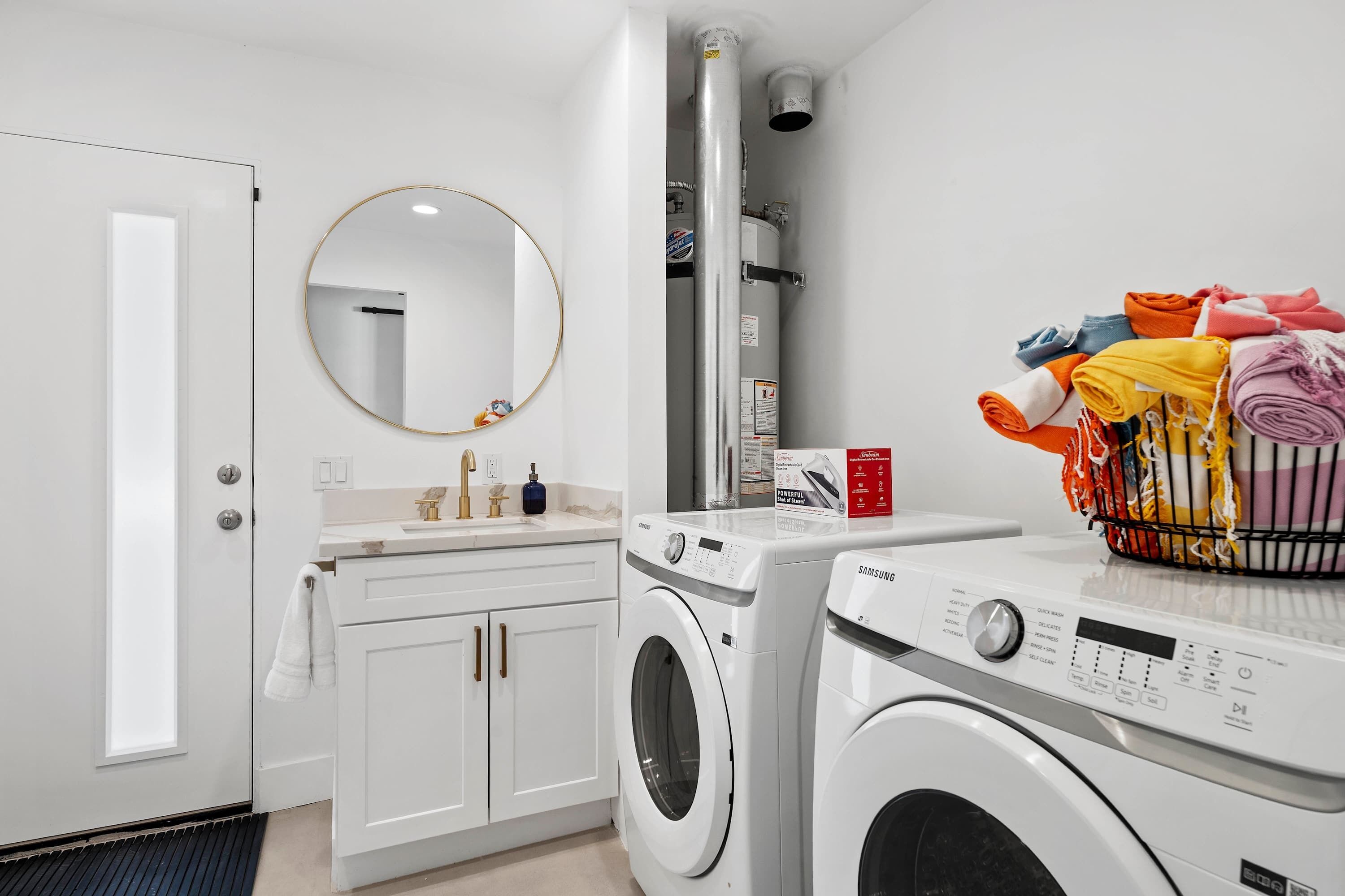 House, Multiple Beds, Pool Access, Mountain View (Casa Catalina) | Laundry