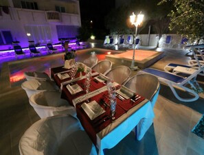 Apartment | Balcony - Spacious Seaside Retreat for 6 (Novalja)