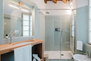 Asciugacapelli, asciugamani