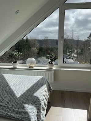 3 sovrum, strykjärn/strykbräda, internet och sängkläder