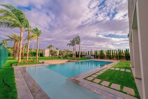 Outdoor pool - Villa Lumeria (Marrakech)
