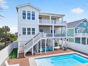 Exterior - Ultimate Luxury 7-bedroom, 7+bathroom w/private pool &elevator, steps from the beach (Holden Beach)