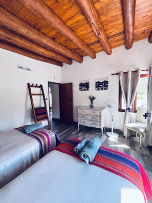 2 Schlafzimmer, Zimmersafe, Bügeleisen/Bügelbrett, Reisekinderbett