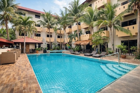 Exterior. Akira Resort