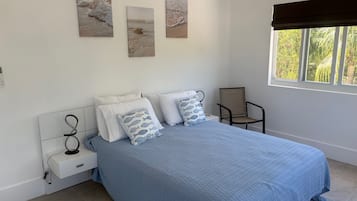 2 bedrooms, WiFi (free), bed sheets