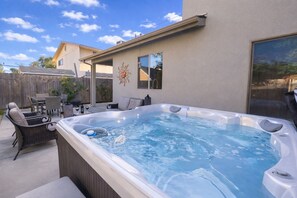 Terrace/patio - Tranquility - Walk to Downtown - Spa! (Paso Robles)