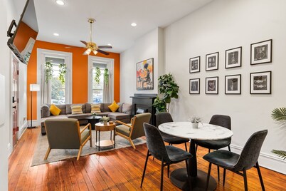 The "Rhythm" Suite - Downtown Richmond - Pet Friendly - Parking Included