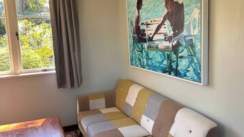 House, 2 Bedrooms, Smoking, Garden View | Lounge