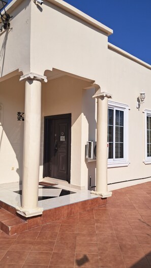 Classic House | Exterior detail - Kwaba Villa (Greater Accra Region)