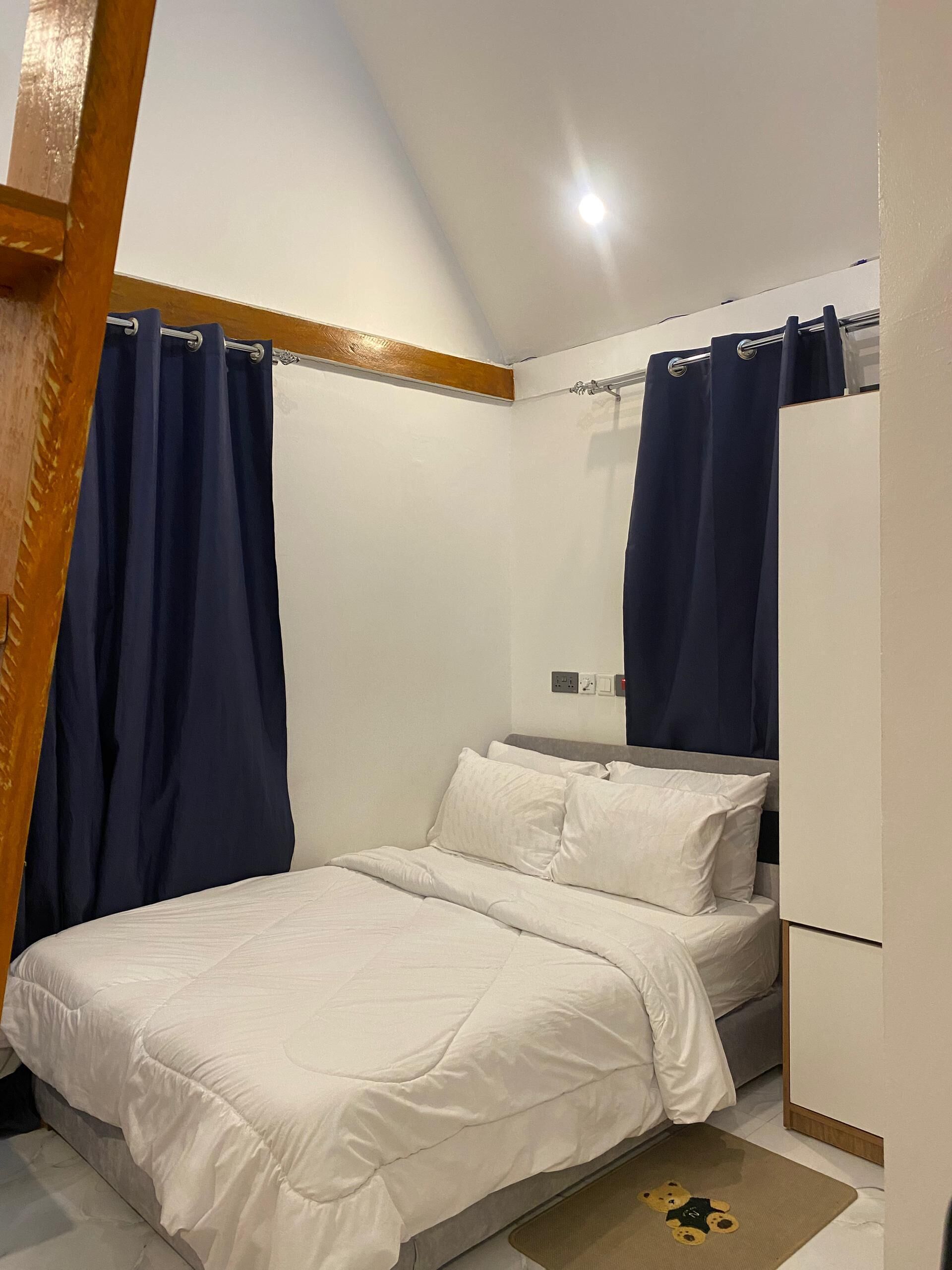 Tabla de planchar con plancha y wifi gratis 