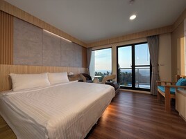 Habitación Confort, vistas al mar | Sistema de insonorización y wifi gratis