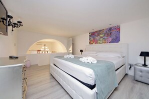 Fer et planche à repasser, Wi-Fi gratuit, draps fournis