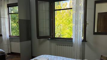 5 bedrooms, iron/ironing board, travel crib, free WiFi