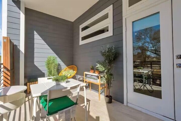 Classic Room, City View | Terrace/patio