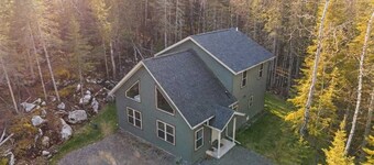 Secluded Dog-Friendly Retreat in Baileys Harbor